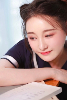 西边的风童模